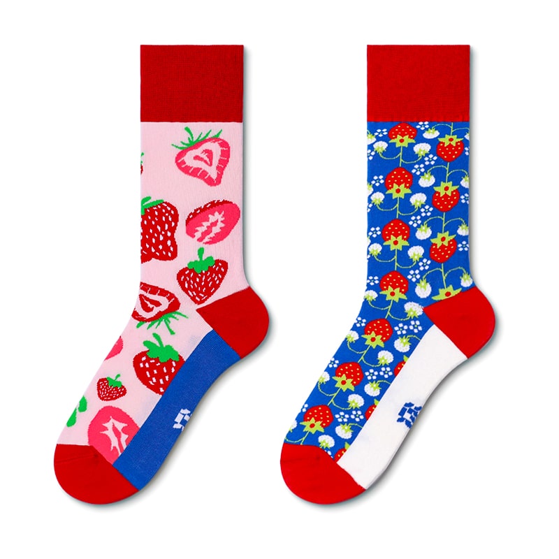 Fresh Strawberry DinerJSK+ソックス Strawberry Feast Socks | Quirky Mismatched Designs | TheSockWave